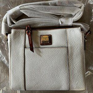 **NWT** Dooney and Bourke White Lexington Crossbody R0862 WH